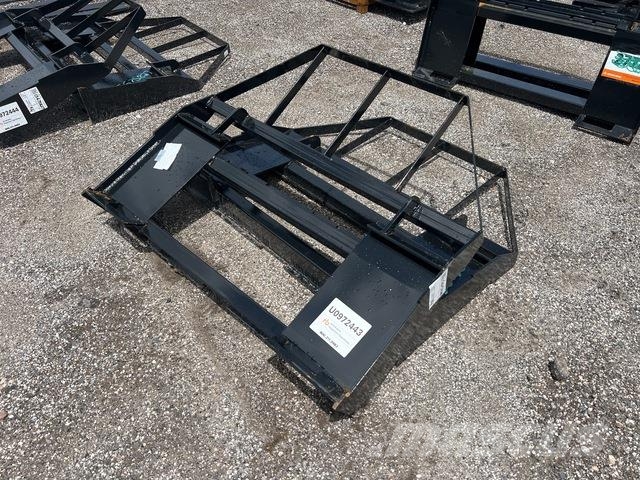 Quantity of (2) 60 in Skid Steer Forks (Unused) Строителство - Други