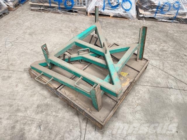  Quantity of (2) Concrete Tilt Panel Installation F معدات البناء - غير ذلك
