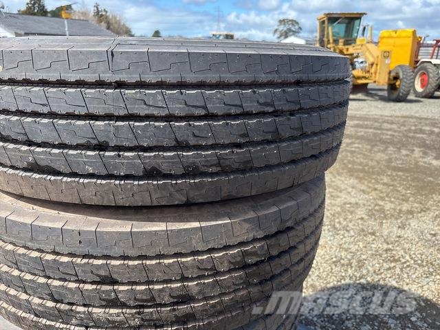 Quantity of (20) 285/70R19.5 Tyres (Unused) Muu