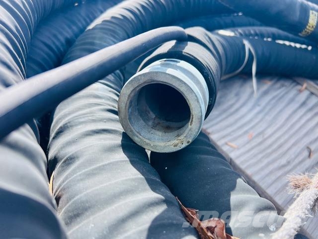 Quantity of (3) 2.5 in x 100 ft Rigid Fuel/Water S Stavebnictví - ostatní