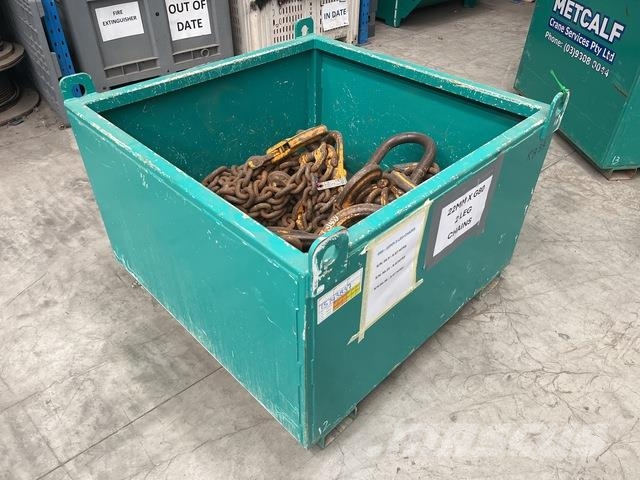 Quantity of (3) 22 mm G80 2-Leg Chains Ostali kranovi