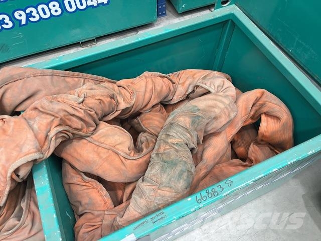 Quantity of (3) 80 t x 10 m Soft Sling Other