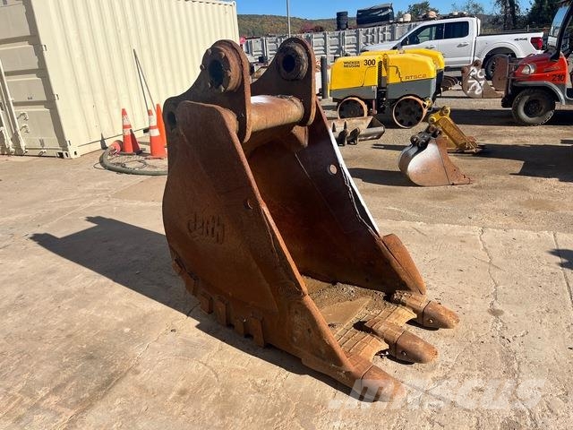 Quantity of (3) Digging Excavator Bucket - Fits Ca Andet tilbehør