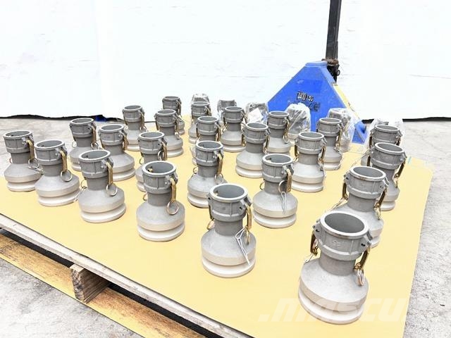Quantity of (30) 4 in to 2 in Quick Connects Reduc Строителство - Други