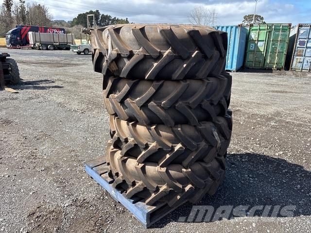 Quantity of (4) 15.5/80-24 Tyres (Unused) Ostalo za građevinarstvo