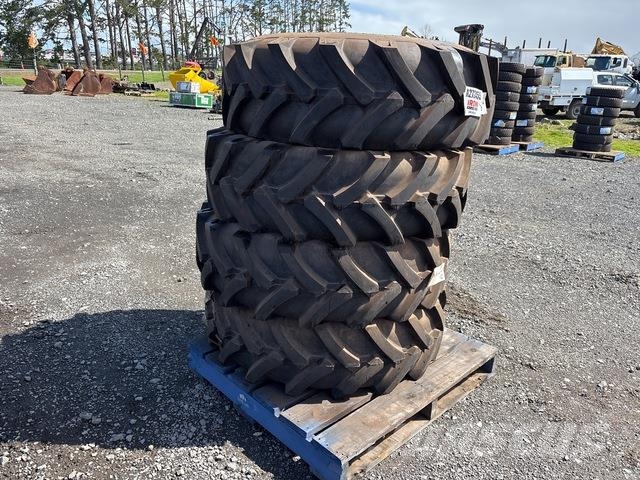 Quantity of (4) 15.5/80-24 Tyres (Unused) Ostalo za građevinarstvo
