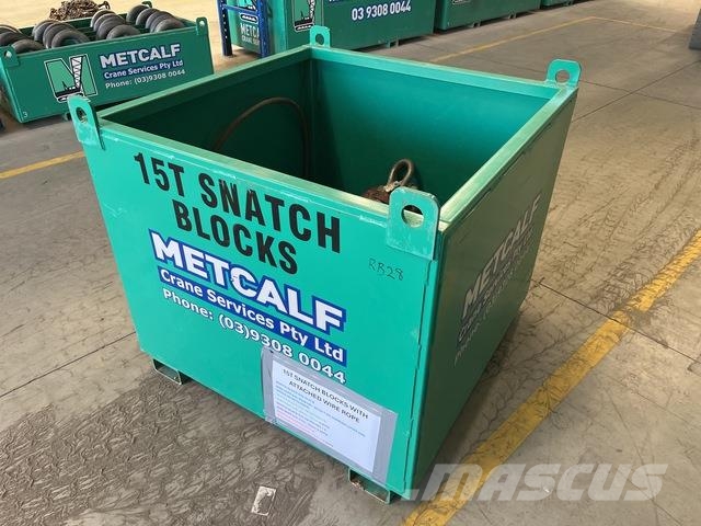 Quantity of (4) 15 ton Snatch Blocks w/22 mm Wire Ostali kranovi