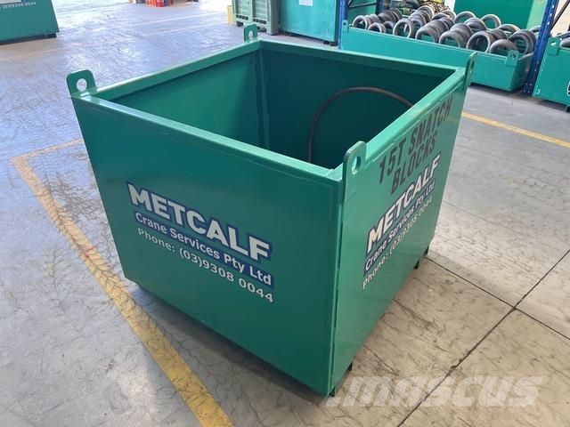 Quantity of (4) 15 ton Snatch Blocks w/22 mm Wire Ostali kranovi