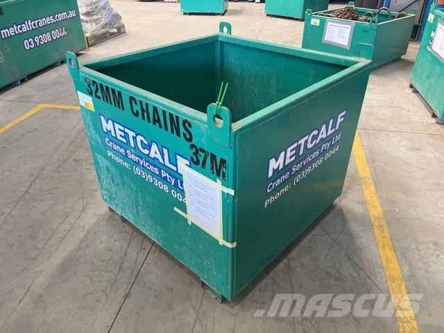 Quantity of (4) 32 mm x 3.7 m G80 Chain Slings Ostali kranovi