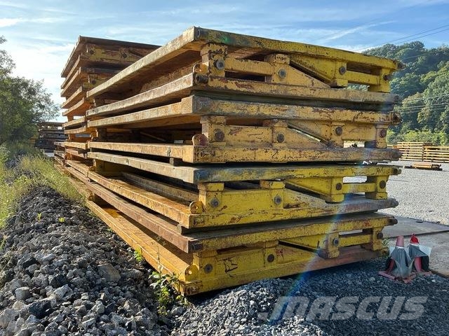 Quantity of (4) 8 ft x 16 ft (4 in Wall) Trench Sh Εξαρτήματα και ανταλλακτικά εξοπλισμού γεωτρήσεων