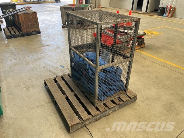  Quantity of (4) 8t x 6 m Sling Sonstige Baumaschinen