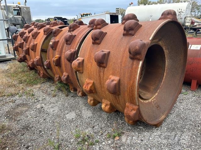 Quantity of (4) Trash Compactor Wheels - Fits Tras Ανταλλακτικά εξοπλισμού αποβλήτων/ανακύκλωσης και λατομείων