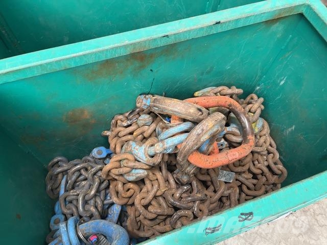 Quantity of (6) 22 mm G100 2-Leg Chains Ostali kranovi