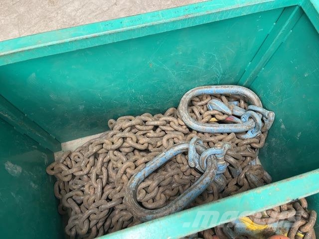 Quantity of (6) 22 mm G100 2-Leg Chains Ostali kranovi