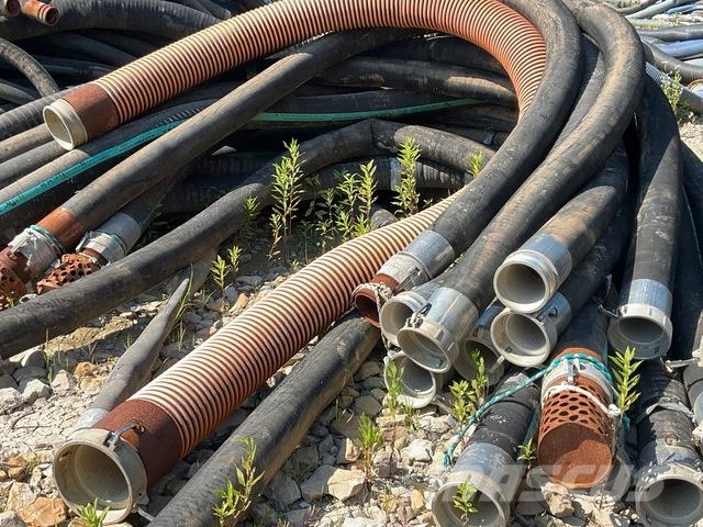 Quantity of 6 in Cam Hoses 20 ft Hose Racks 6 in Andre komponenter