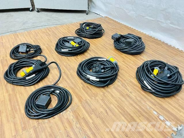 Quantity of (6) LEX 20 Amp 75 ft Y Splitter Power Строителство - Други
