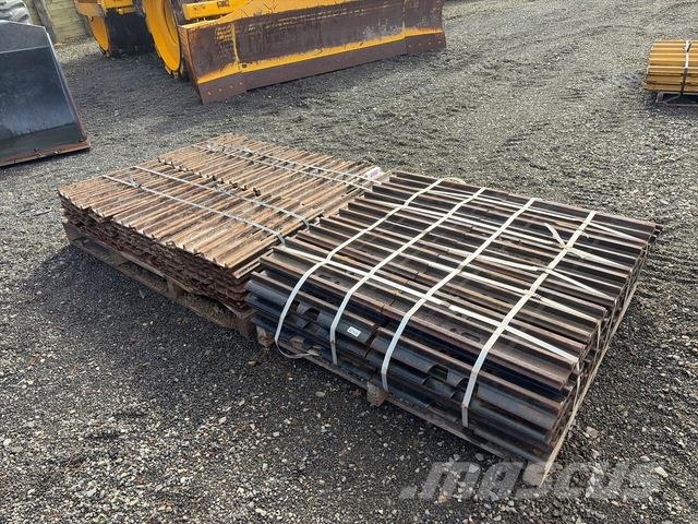 Quantity of 600 mm Triple Grouser Plates (Unused) Transport – ostalo