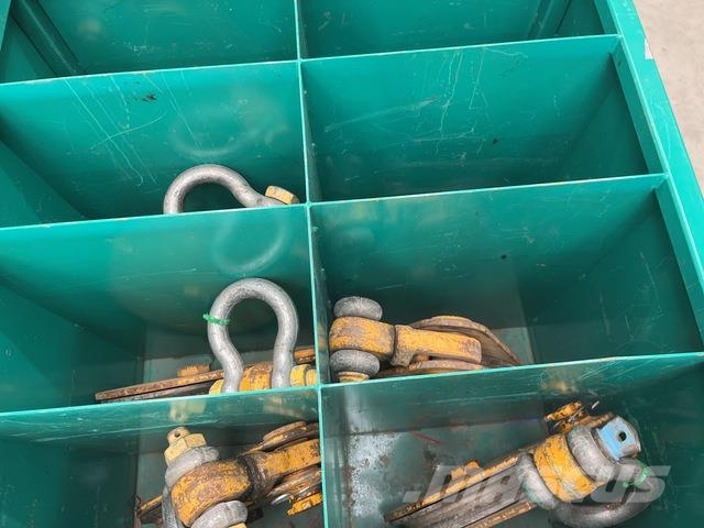 Quantity of (8) 22 ton Snatch Blocks Другие грузоподъемные машины