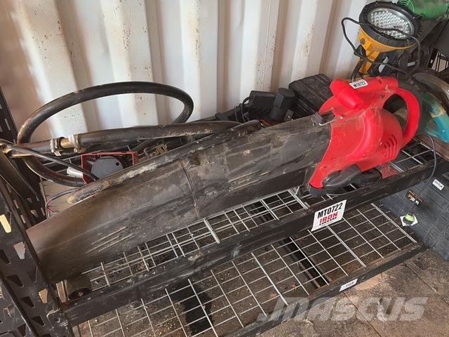 Quantity of (8) Power tools Строителство - Други