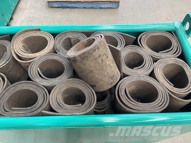 Quantity of 8mm x 200mm NHVR Rated Transport Matti Інші крани