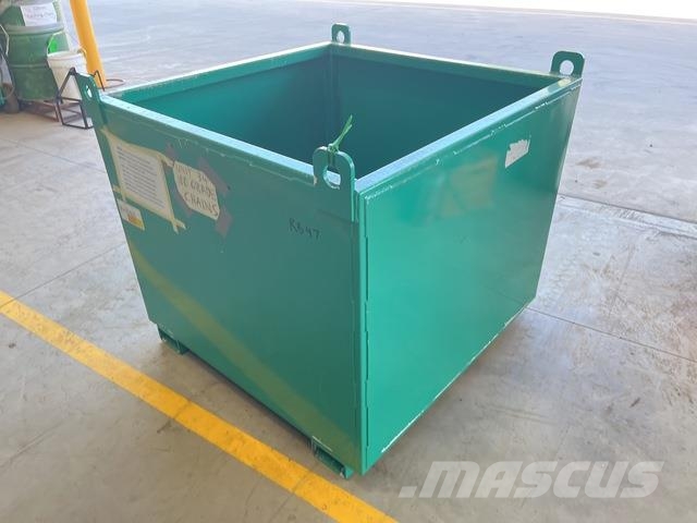  Quantity of G100 Chains & Rigging Box Drugi kranovi