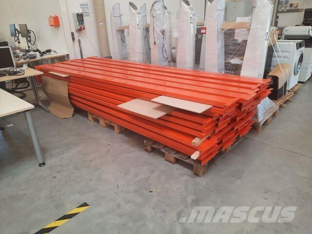  Quantity of Industrial Warehouse Racking (Unused) Costruzioni - Altro