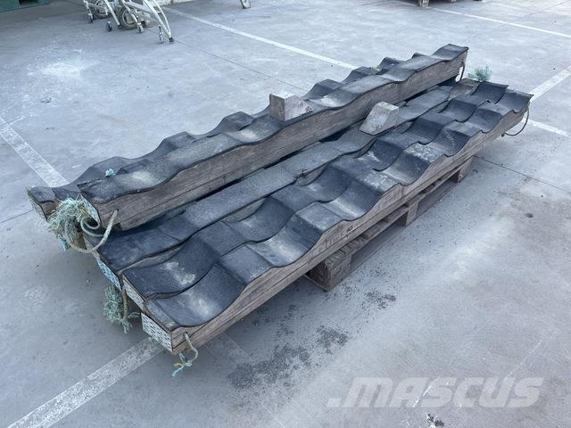 Quantity of Pipe Bolsters Transport - Autres