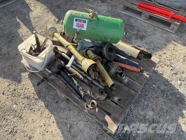  Quantity of PTO Shafts & Hitches Lauksaimniecība- Citi