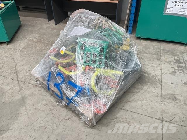 Quantity of Rigging - Fits 2023 Liebherr LTM1060-3 Other