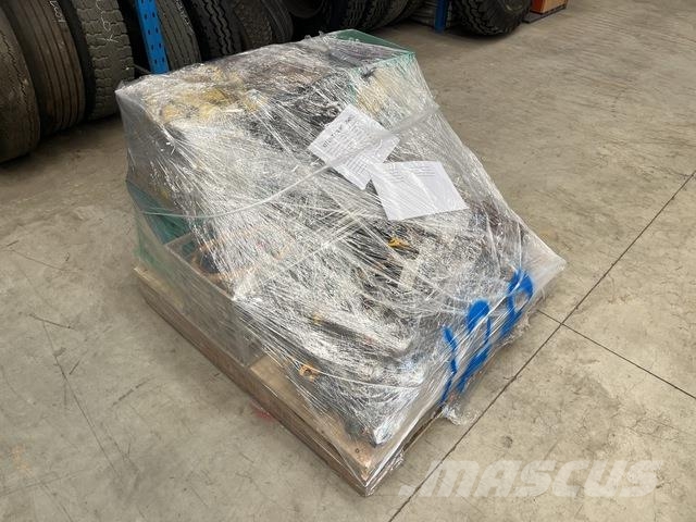 Quantity of Rigging - Fits 2021 Liebherr LTM1060-3 Other