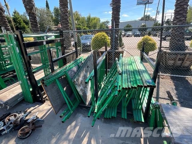  Quantity of Scaffolding Andamios