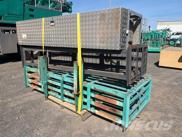 Quantity of Timber Block Cages Інші крани