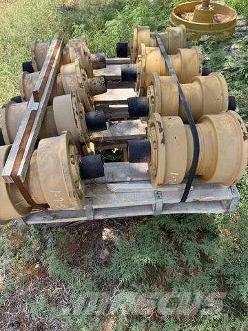 Quantity of Undercarriage Components - Fits Cat D8 Other components