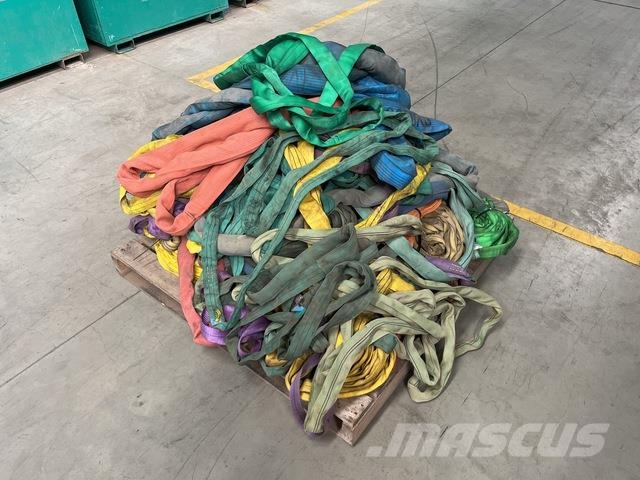  Quantity of Various Slings Andere Krane