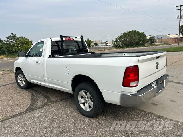 RAM 1500 皮卡.傳統半斗卡車/側卸板