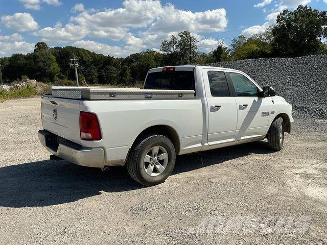 RAM 1500 Lava-autot