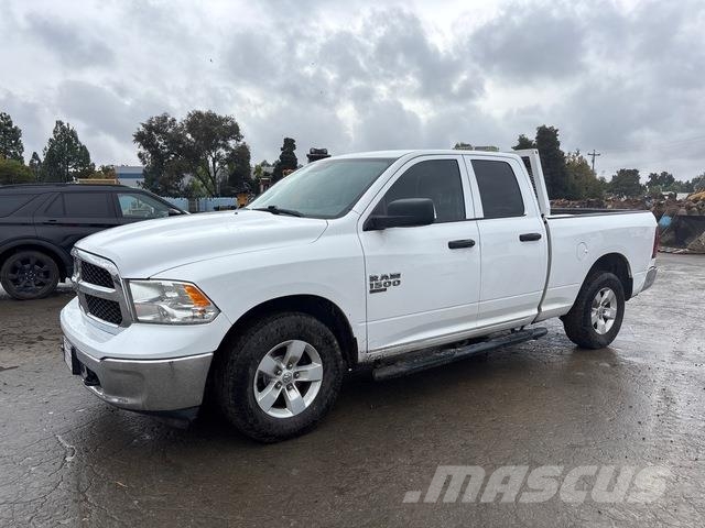 RAM 1500 Бортовые фургоны