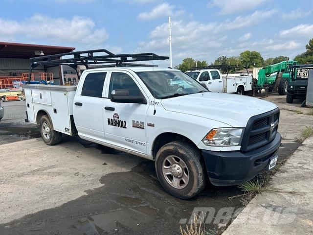 RAM 2500 شاحنات خفيفة/مفصلية الجوانب