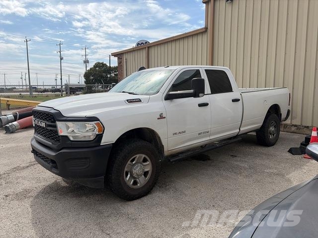 RAM 2500 Pick up de caixa aberta