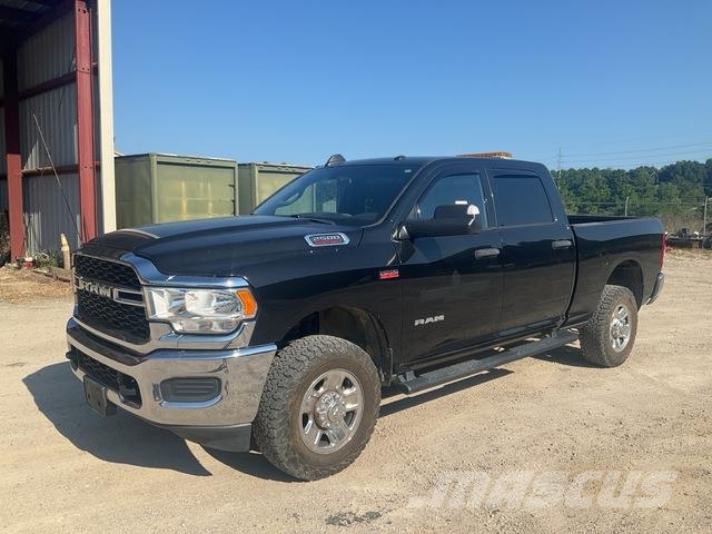RAM 2500 Heavy Duty Pickup/Pritschenwagen