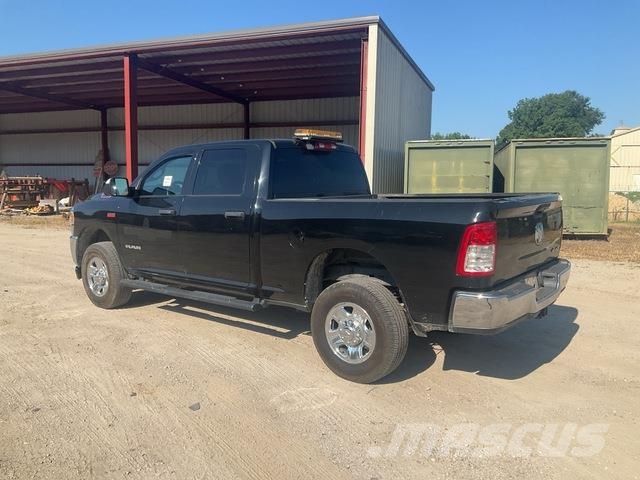 RAM 2500 Heavy Duty Pickup/Pritschenwagen