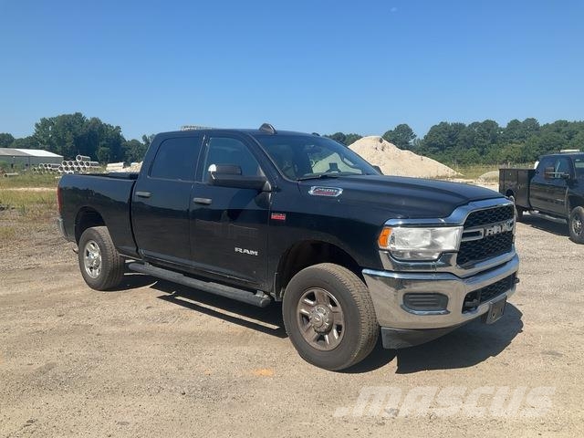 RAM 2500 Heavy Duty Pickup/Pritschenwagen