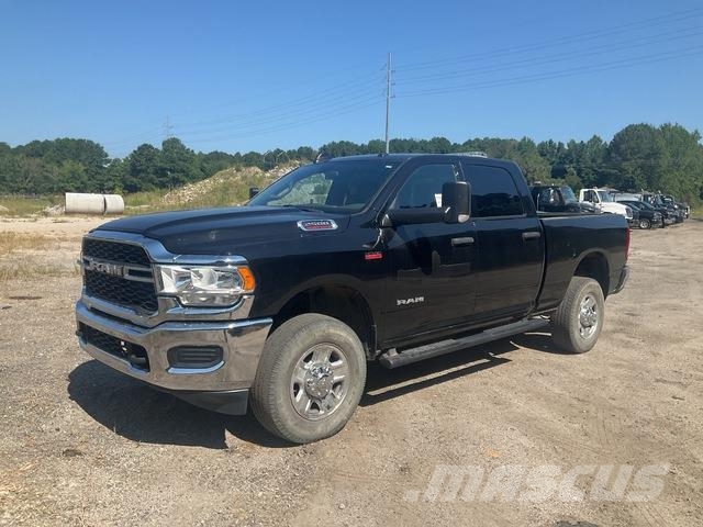 RAM 2500 Heavy Duty Pickup/Pritschenwagen