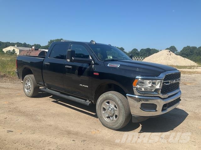 RAM 2500 Heavy Duty Pickup/Pritschenwagen