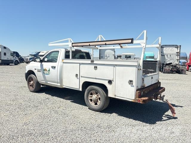 RAM 3500 Furgonetas caja abierta