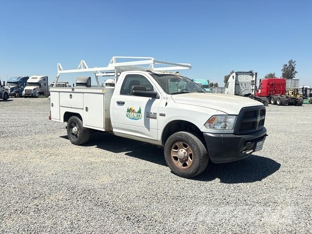RAM 3500 Furgonetas caja abierta