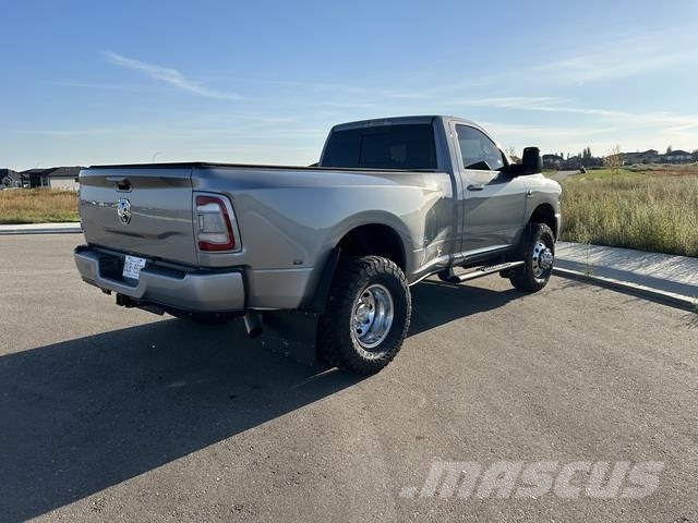 RAM 3500 Pick up/Dropside