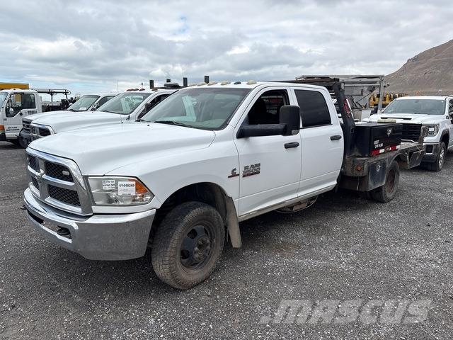 RAM 3500 Kamioni sa otvorenim sandukom