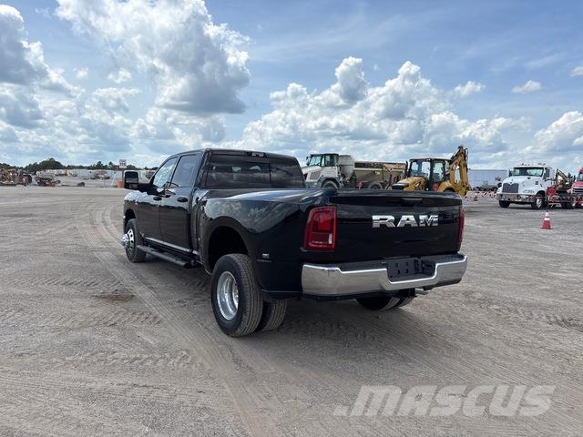 RAM 3500 Heavy Duty شاحنات خفيفة/مفصلية الجوانب