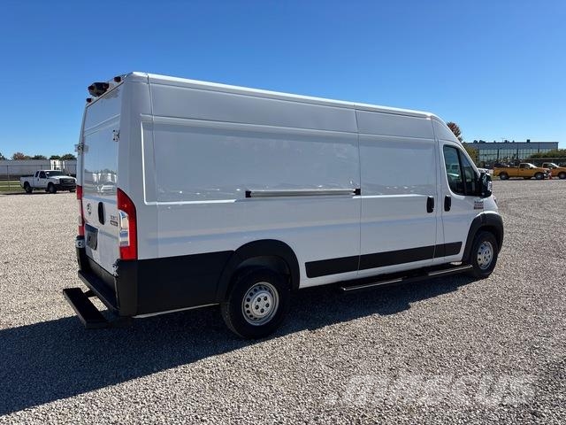 RAM 3500 ProMaster Lieferwagen